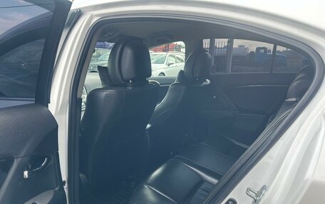 Toyota Avensis III рестайлинг, 2011 год, 1 379 000 рублей, 18 фотография