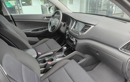 Hyundai Tucson III, 2018 год, 2 279 800 рублей, 13 фотография