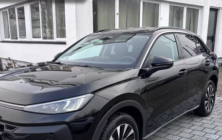 Volkswagen T-Roc, 2026 год, 3 760 252 рублей, 1 фотография