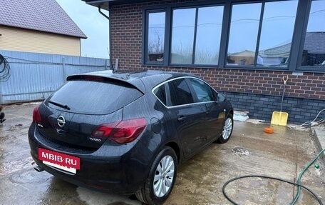 Opel Astra J, 2011 год, 730 000 рублей, 6 фотография
