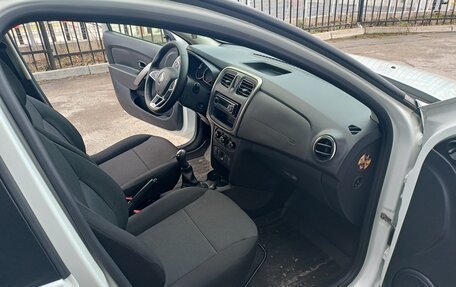 Renault Logan II, 2019 год, 1 250 000 рублей, 11 фотография