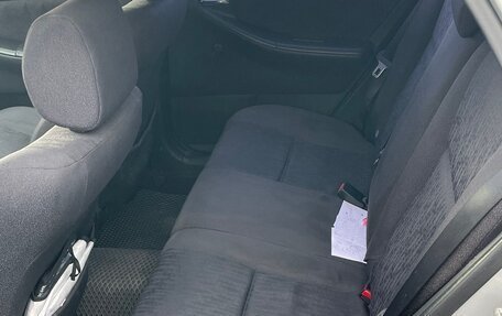 Toyota Corolla, 2003 год, 490 000 рублей, 10 фотография