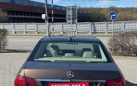 Mercedes-Benz E-Класс, 2013 год, 2 100 000 рублей, 8 фотография