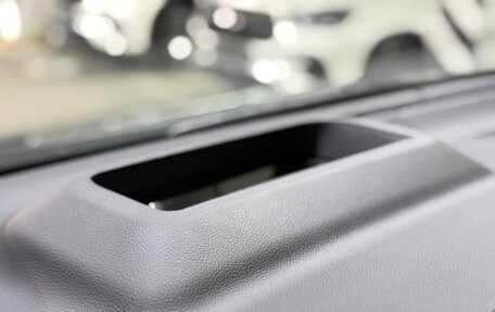 Toyota Alphard, 2023 год, 14 650 000 рублей, 13 фотография