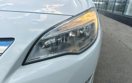 Opel Astra J, 2011 год, 780 000 рублей, 11 фотография