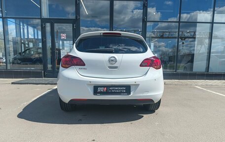 Opel Astra J, 2011 год, 780 000 рублей, 7 фотография