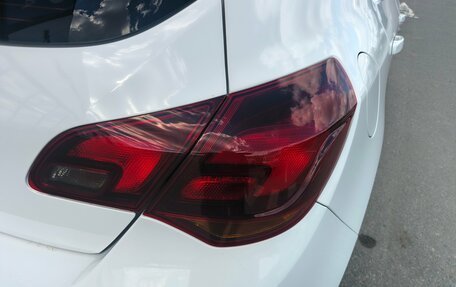 Opel Astra J, 2011 год, 780 000 рублей, 9 фотография