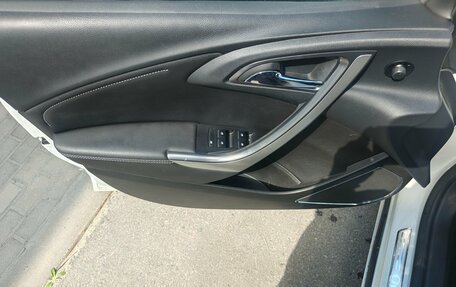 Opel Astra J, 2011 год, 780 000 рублей, 16 фотография