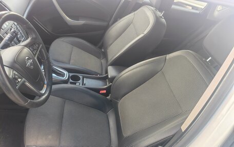 Opel Astra J, 2011 год, 780 000 рублей, 15 фотография