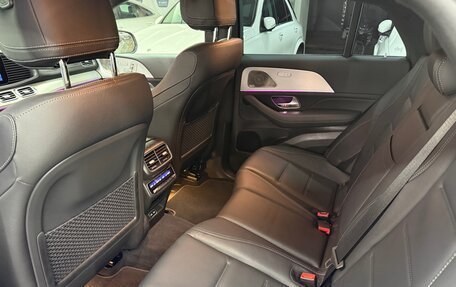 Mercedes-Benz GLE, 2024 год, 15 600 000 рублей, 22 фотография