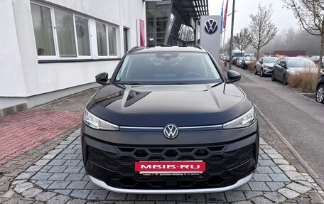 Volkswagen T-Roc, 2026 год, 3 760 252 рублей, 2 фотография