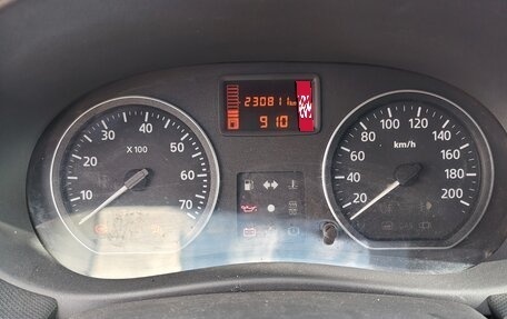 Renault Sandero I, 2013 год, 480 000 рублей, 1 фотография