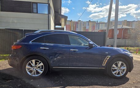 Infiniti FX II, 2012 год, 2 000 000 рублей, 1 фотография