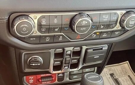 Jeep Gladiator, 2026 год, 7 077 000 рублей, 11 фотография