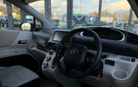 Toyota Sienta II, 2017 год, 1 295 000 рублей, 10 фотография