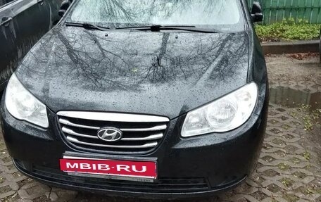 Hyundai Elantra IV, 2010 год, 900 000 рублей, 2 фотография