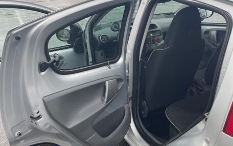 Peugeot 107 I рестайлинг, 2009 год, 385 000 рублей, 12 фотография