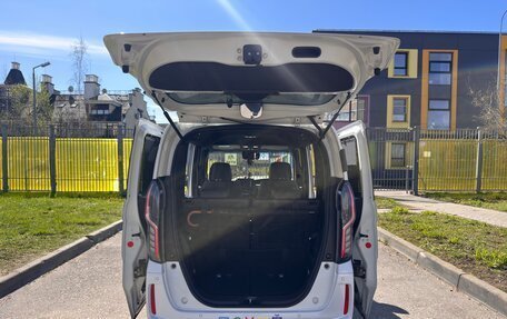 Honda N-BOX II, 2022 год, 1 830 000 рублей, 11 фотография