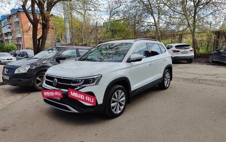 Volkswagen Taos, 2022 год, 2 650 000 рублей, 3 фотография