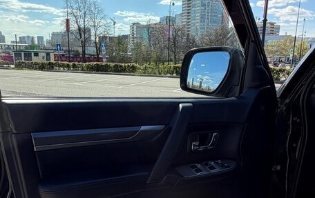 Mitsubishi Pajero IV, 2010 год, 1 950 000 рублей, 9 фотография