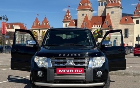 Mitsubishi Pajero IV, 2010 год, 1 950 000 рублей, 2 фотография