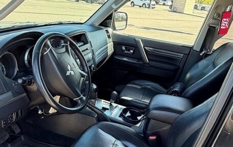 Mitsubishi Pajero IV, 2010 год, 1 950 000 рублей, 10 фотография