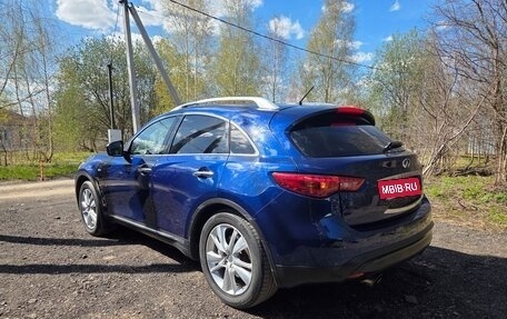 Infiniti FX II, 2012 год, 2 000 000 рублей, 2 фотография