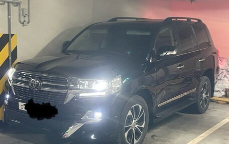 Toyota Land Cruiser 200, 2017 год, 4 600 000 рублей, 4 фотография