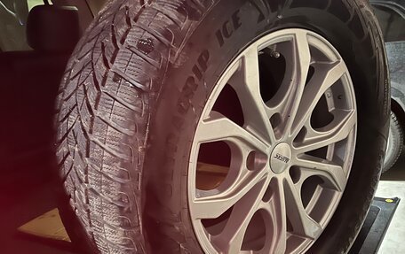 Toyota Land Cruiser 200, 2017 год, 4 600 000 рублей, 17 фотография