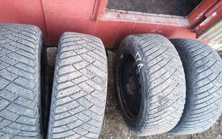 Toyota Avensis III рестайлинг, 2007 год, 680 000 рублей, 28 фотография