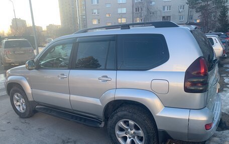Toyota Land Cruiser Prado 120 рестайлинг, 2006 год, 2 000 000 рублей, 4 фотография