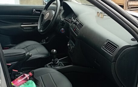 Volkswagen Bora, 2003 год, 190 000 рублей, 3 фотография