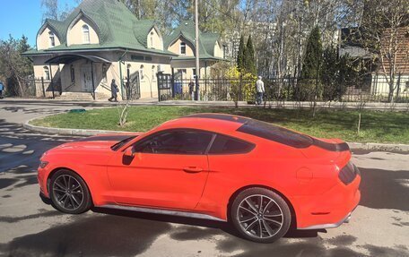 Ford Mustang VI рестайлинг, 2016 год, 2 790 000 рублей, 10 фотография