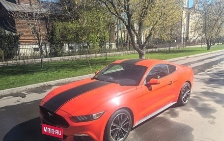 Ford Mustang VI рестайлинг, 2016 год, 2 790 000 рублей, 11 фотография