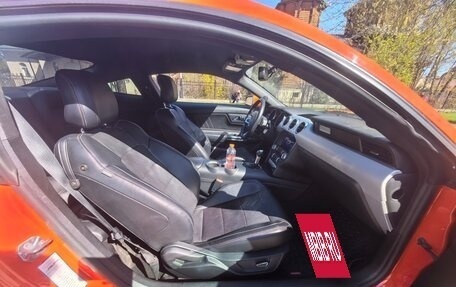 Ford Mustang VI рестайлинг, 2016 год, 2 790 000 рублей, 16 фотография