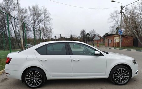 Skoda Octavia, 2018 год, 1 950 000 рублей, 2 фотография