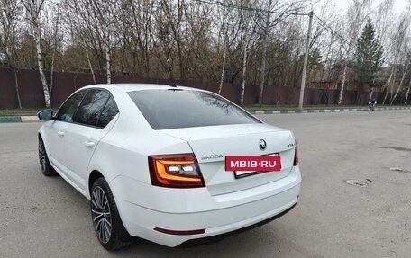 Skoda Octavia, 2018 год, 1 950 000 рублей, 5 фотография