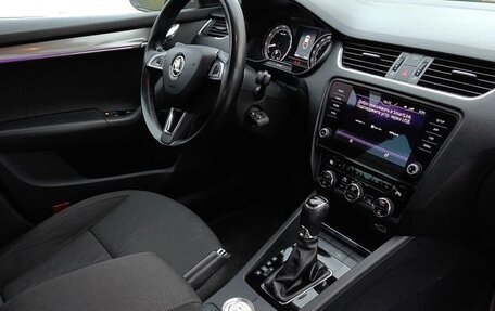 Skoda Octavia, 2018 год, 1 950 000 рублей, 19 фотография