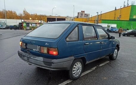 ИЖ 2126 «Ода», 2005 год, 35 555 рублей, 2 фотография