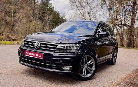 Volkswagen Tiguan II, 2018 год, 3 220 000 рублей, 1 фотография