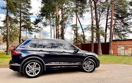 Volkswagen Tiguan II, 2018 год, 3 220 000 рублей, 8 фотография