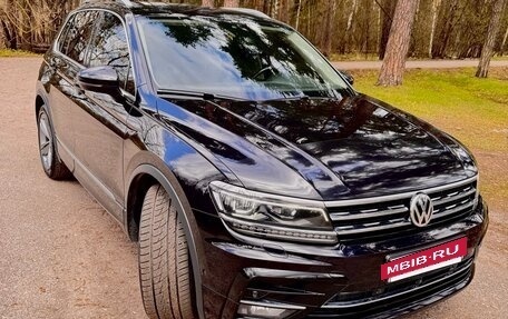 Volkswagen Tiguan II, 2018 год, 3 220 000 рублей, 6 фотография