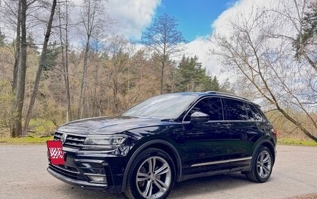 Volkswagen Tiguan II, 2018 год, 3 220 000 рублей, 15 фотография