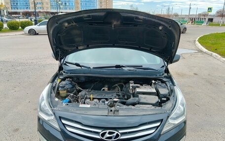 Hyundai Solaris II рестайлинг, 2015 год, 1 190 000 рублей, 16 фотография