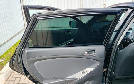 Hyundai Solaris II рестайлинг, 2015 год, 1 190 000 рублей, 34 фотография