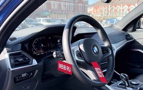 BMW 3 серия, 2019 год, 3 600 000 рублей, 14 фотография