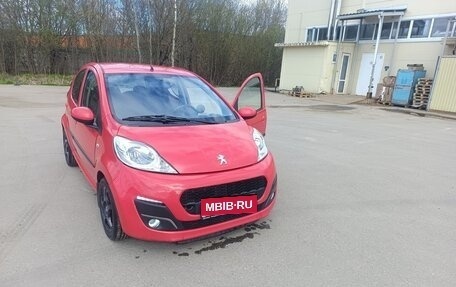 Peugeot 107 I рестайлинг, 2012 год, 510 000 рублей, 1 фотография