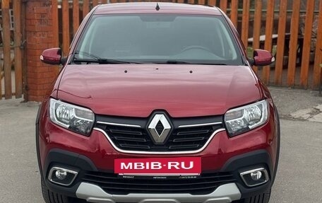 Renault Logan II, 2021 год, 1 300 000 рублей, 2 фотография