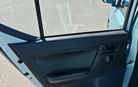 Daihatsu Mira e:S II, 2020 год, 800 000 рублей, 12 фотография