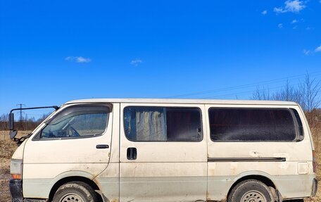 Toyota HiAce H100, 1999 год, 400 000 рублей, 4 фотография